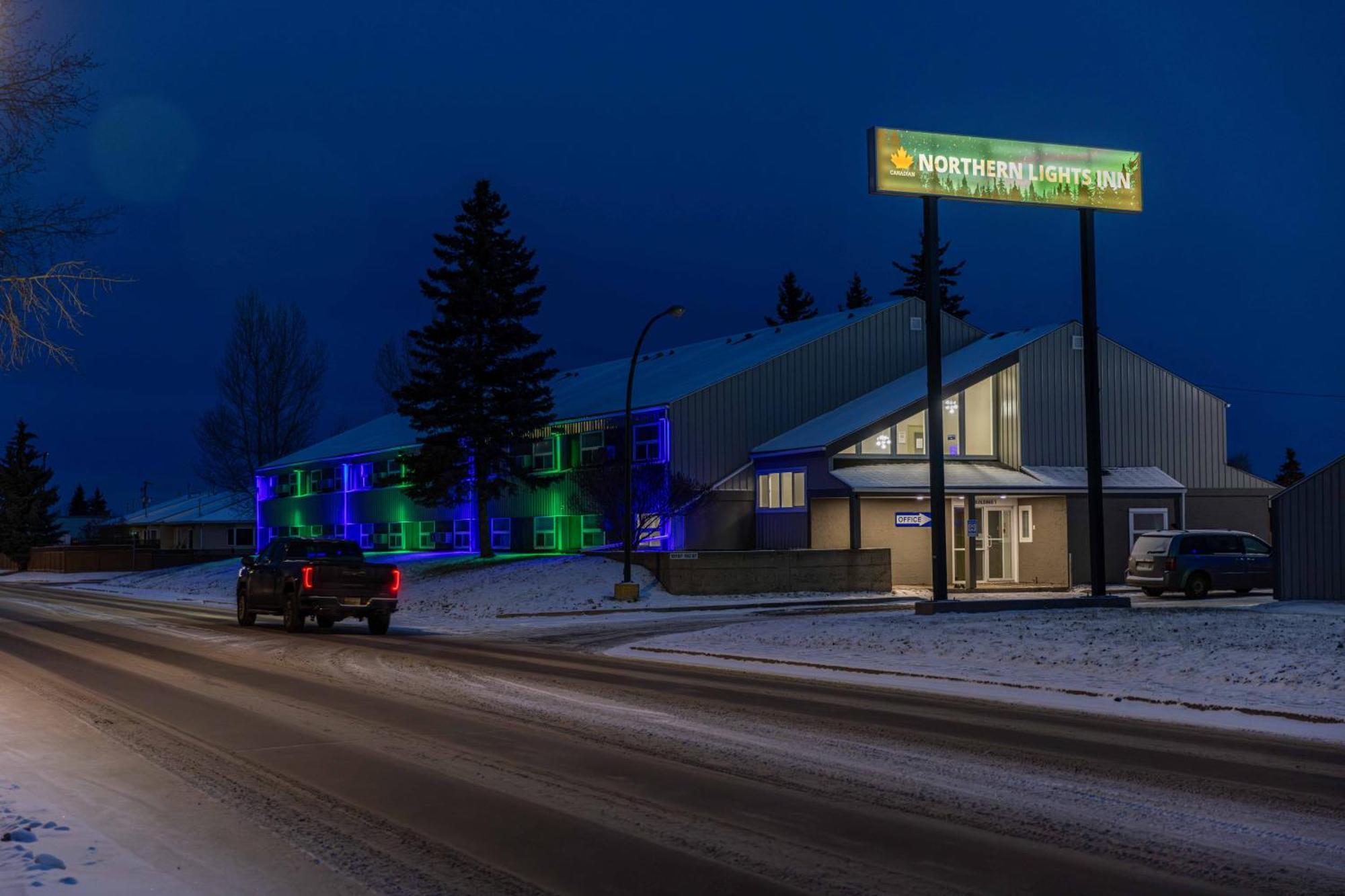 Northern Lights Inn Fort St. John Eksteriør bilde