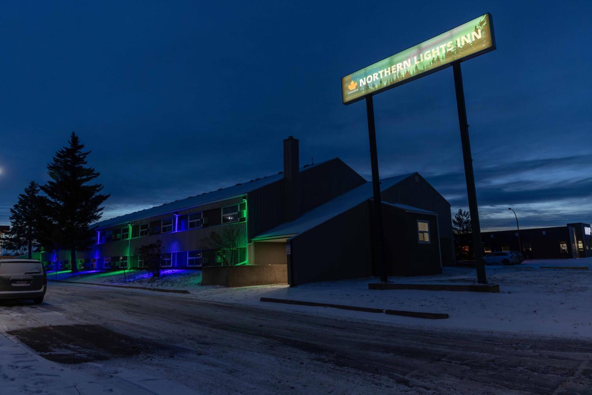 Northern Lights Inn Fort St. John Eksteriør bilde